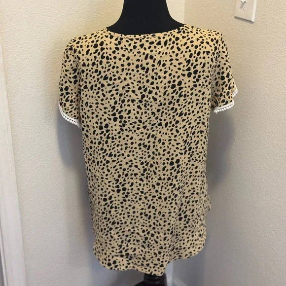 SHEIN Dalmatian Top Blouse Tulip Sleeve Puff Sleeve Animal Print L Large - Picture 5 of 8